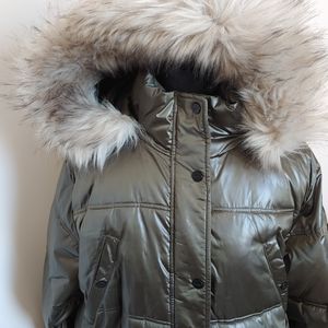 NWT DKNY Hooded faux fur trim puffer coat